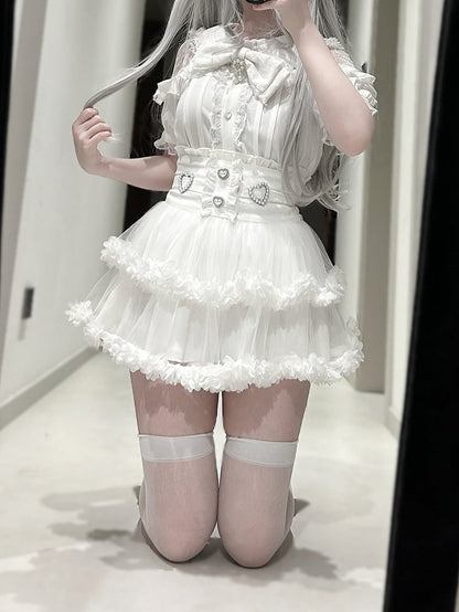 Bluse Kei Jirai Weiß / Knöpfe mit schwarzem Herz
