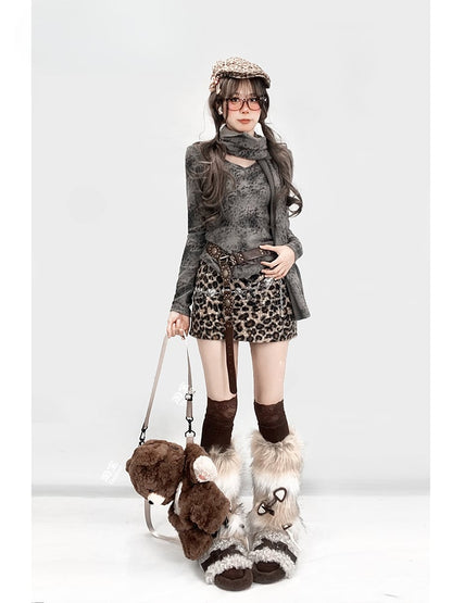 Grey Leopard V-neck Top with Scarf