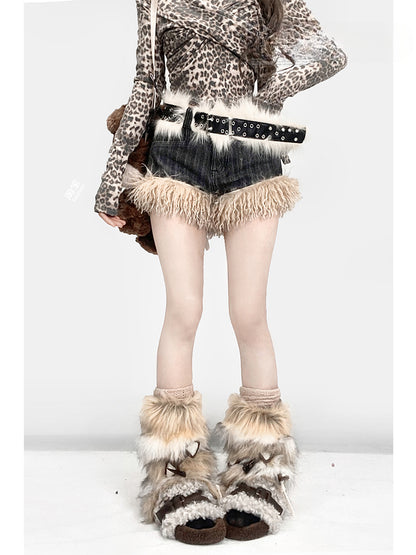 Gyaru Black Shaggy Trim Glamorous Wide-Leg Shorts