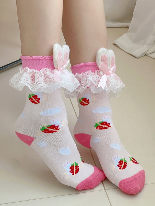 Chaussettes roses Sweet Lolita à imprimé fraise et oreilles de lapin avec bordure en dentelle