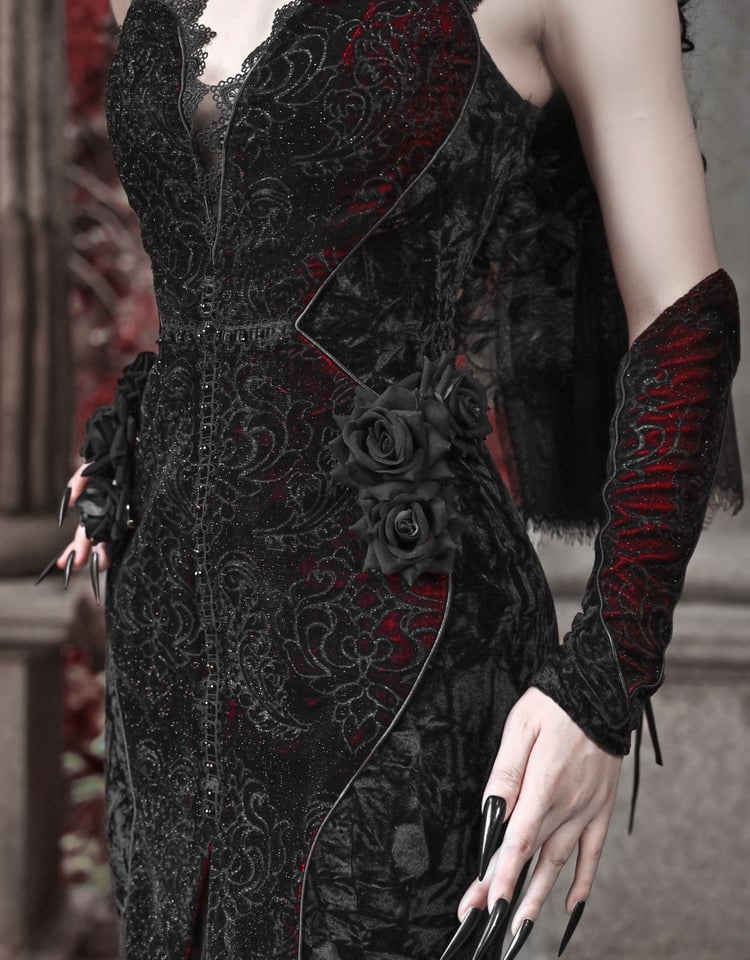 Deep Romantic Mermaid Dress Sweetheart V-neck Vampire Goth Neckline