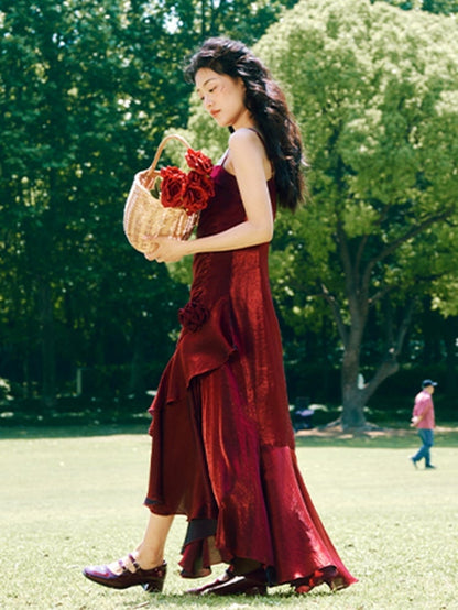 Robe camisole d'été à volants avec jupe sirène à fleurs rouges