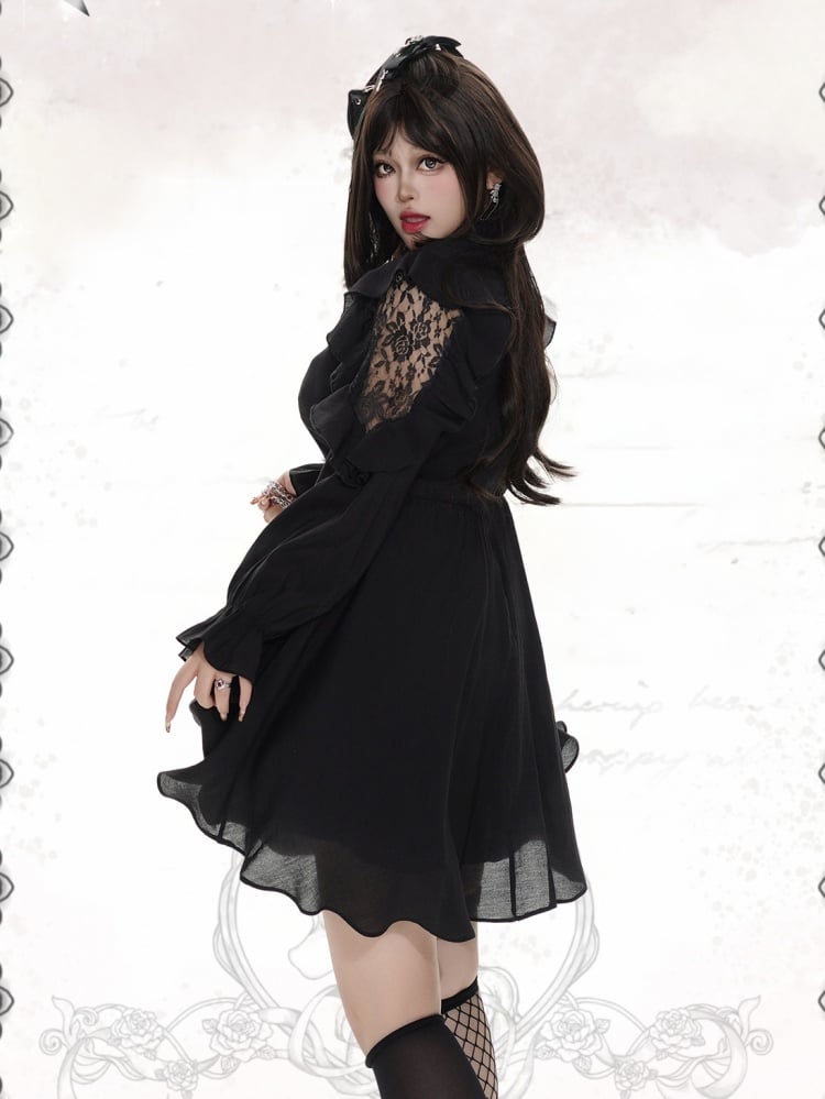 Plus Size Heart Buttons Black Lace Patched Short Dress