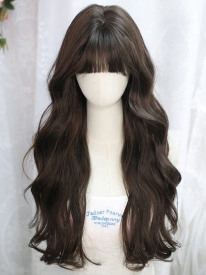 Perruque brune ondulée de 65 cm avec frange