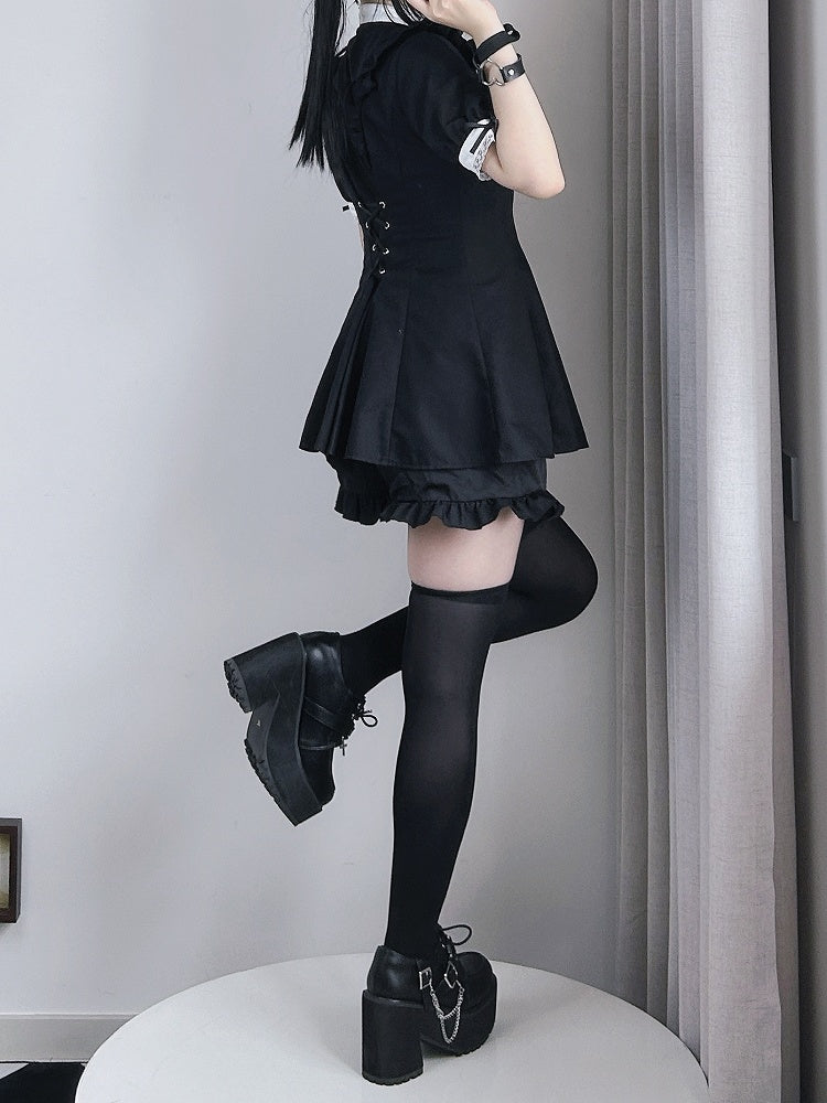 Kurzes großes Jirai Kei-Kleid in Schwarz mit abnehmbaren Ärmeln, Minikleid mit Jabot-Kragen und Schleife + Shorts