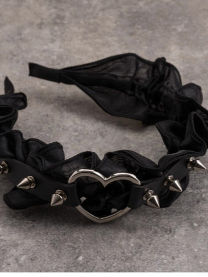 KC Studs Schwarz Verziert Gothic Herz Rüschen Trim Design Mit
