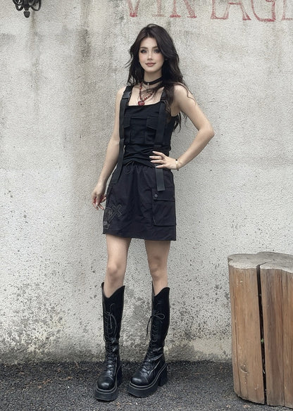 Cargo-Taschenrock mit Kreuz- und Skelett-Applikationen, Kordelzug, schwarze Taille