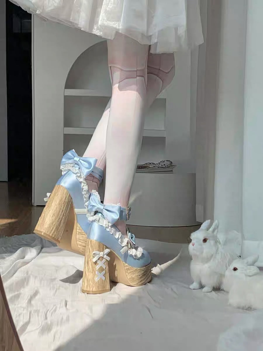 Alice's Wonderland Dolly Heels