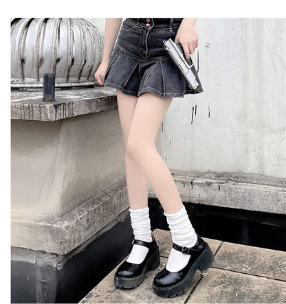 2: Set Socks of Loose