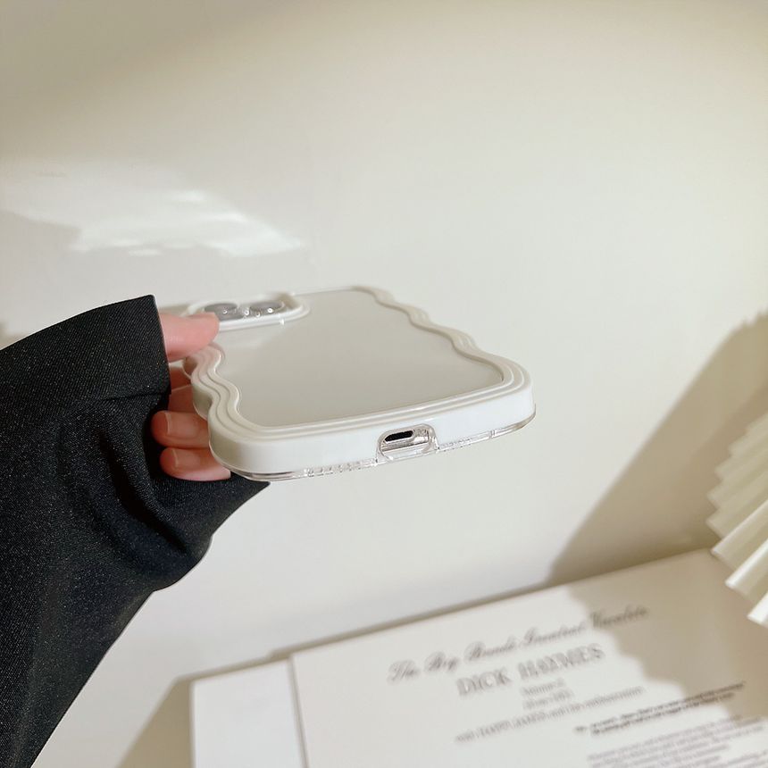 Transparent Phone Case Wavy