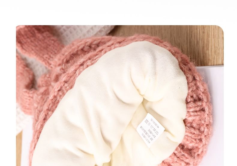 Applique Knit Beanie Rabbit Lettering Ear