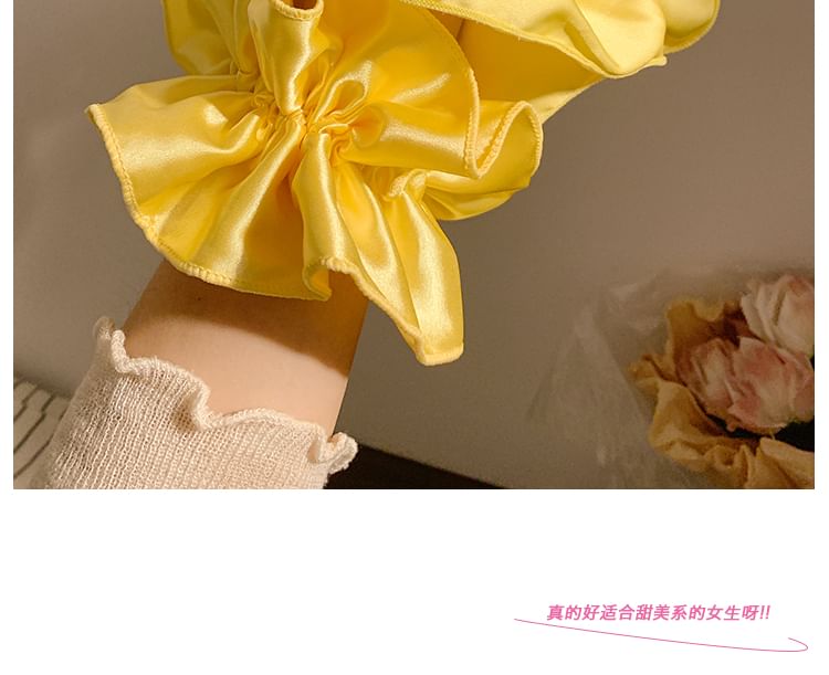 (Various Plain Designs) Scrunchie