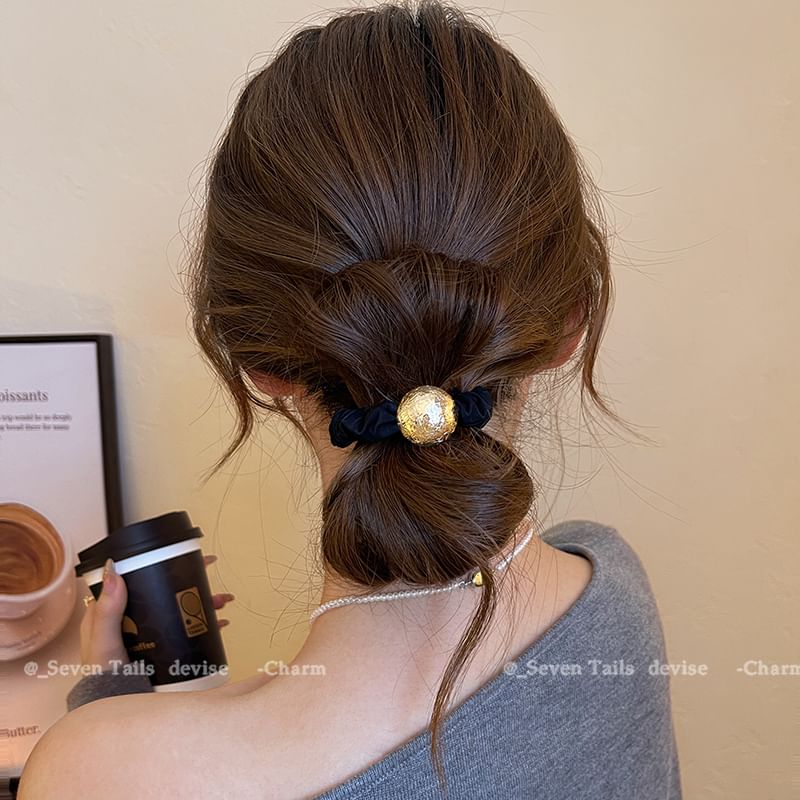 Samt-Haarband mit Perlen