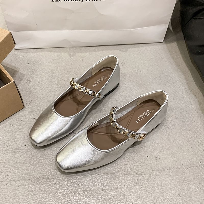 Jane Flats Mary mit quadratischer Zehenpartie