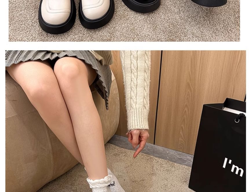 Plateauschuhe mit Schnürung und Einsätzen