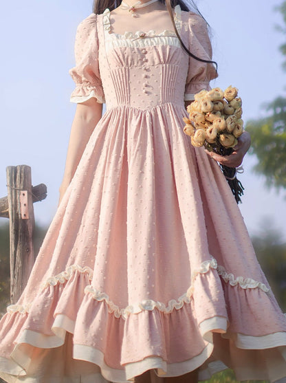 Apron + Frilled Dress Sweet + Bandana Retro