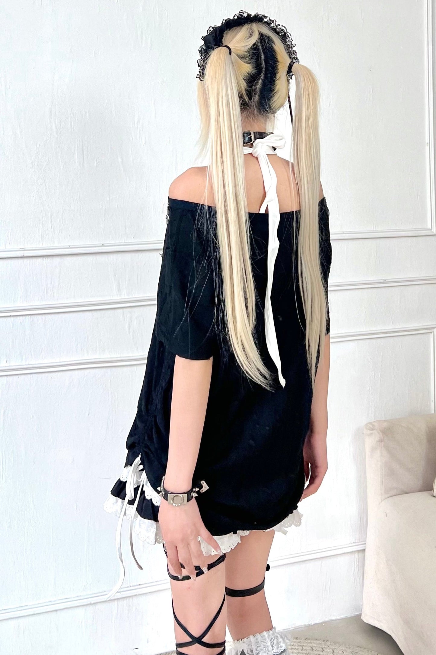 Slash T-Shirt Shoulder