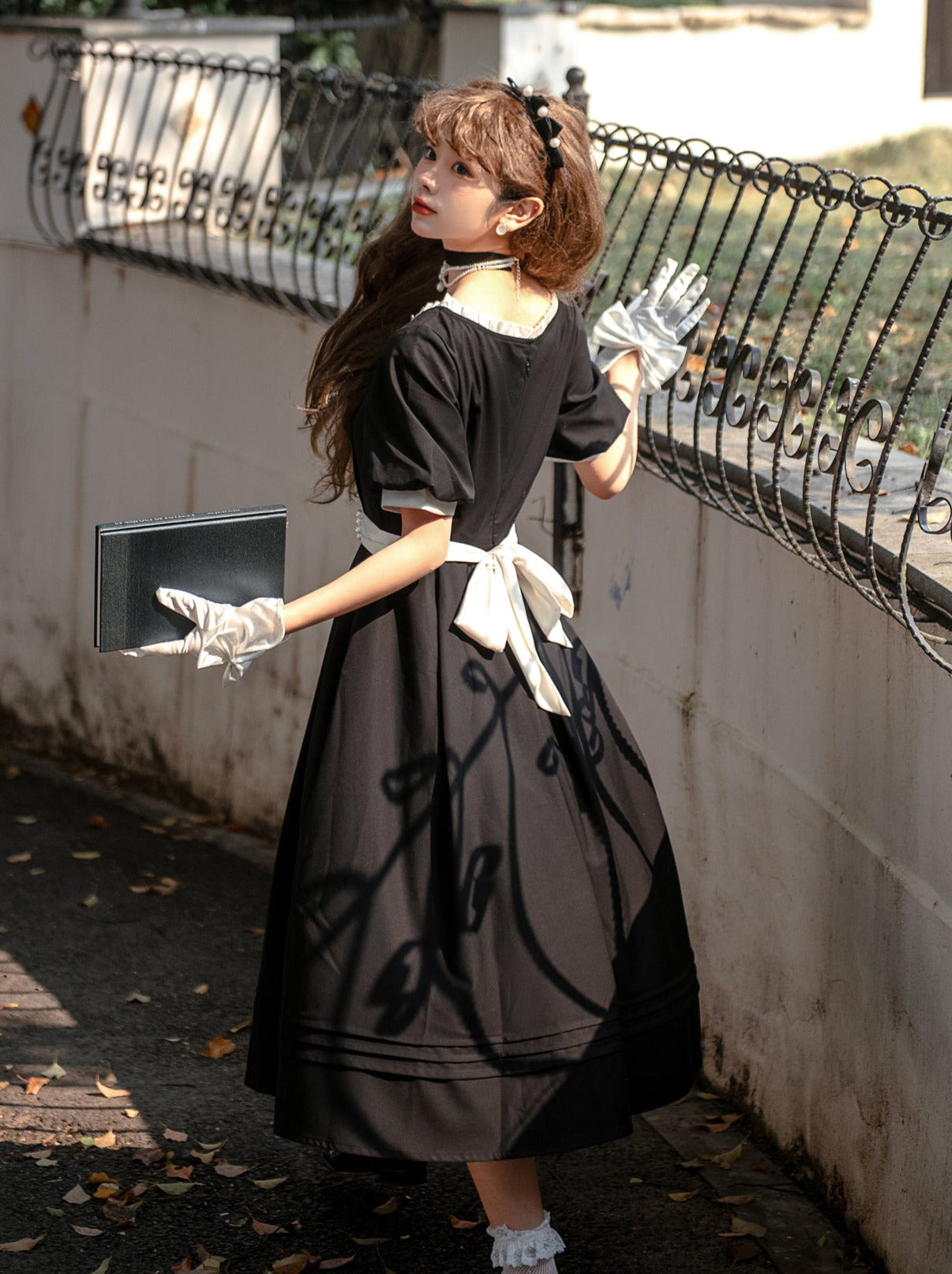 Square Black Pearl Waist Necklace French Collar Dress Black Ribbon Catsuit Retro