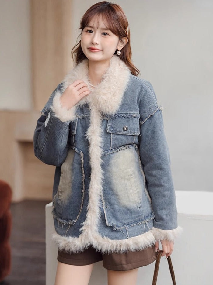 Veste en jean bleu à revers matelassés