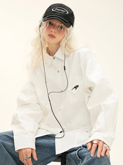 La chemise blanche déconstruite