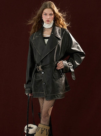 Veste en cuir avec ceinture et coupe-vent poli