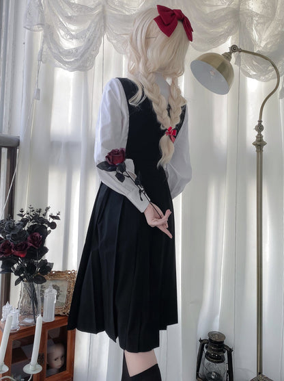 Hemdjacke Weißes Kleid Schwarzes Prinzessinnen-Kurzkleid Plissee-Stil College V-Ausschnitt