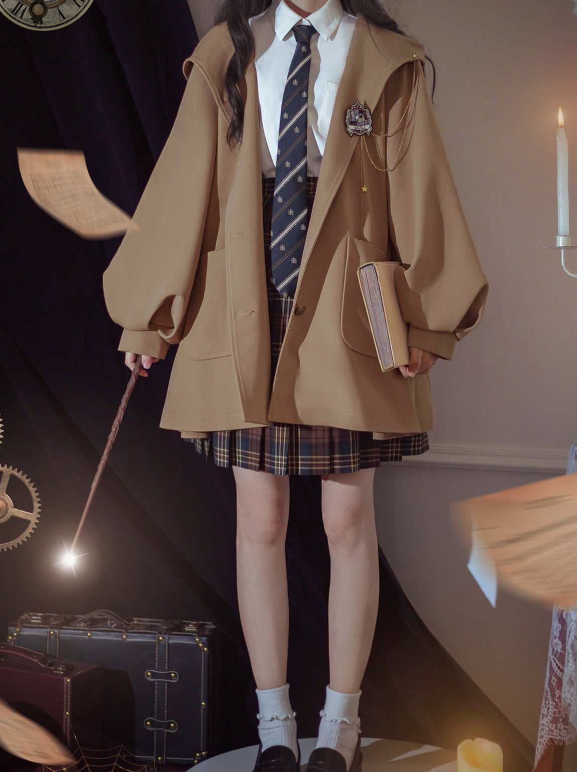 College Cloak Jacket Brooch Retro Magic + College