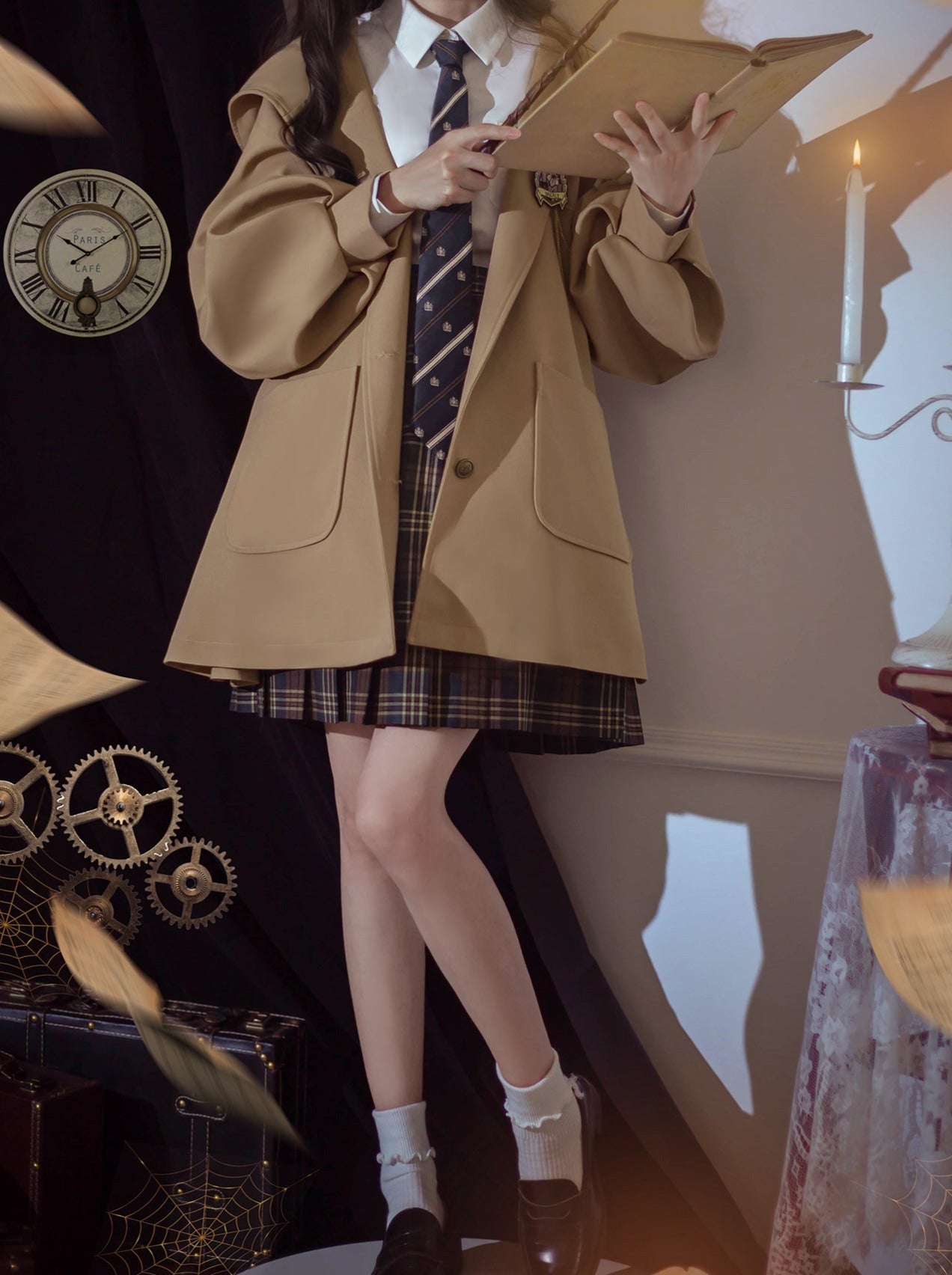 Jacket Cloak Retro Magic + College Brooch College