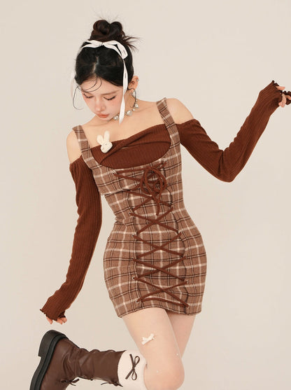 Check Rabbit Fur Mant + Tight Lace-Up Suspender Skirt