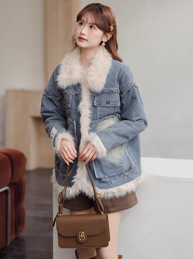Veste en jean bleu à revers matelassés