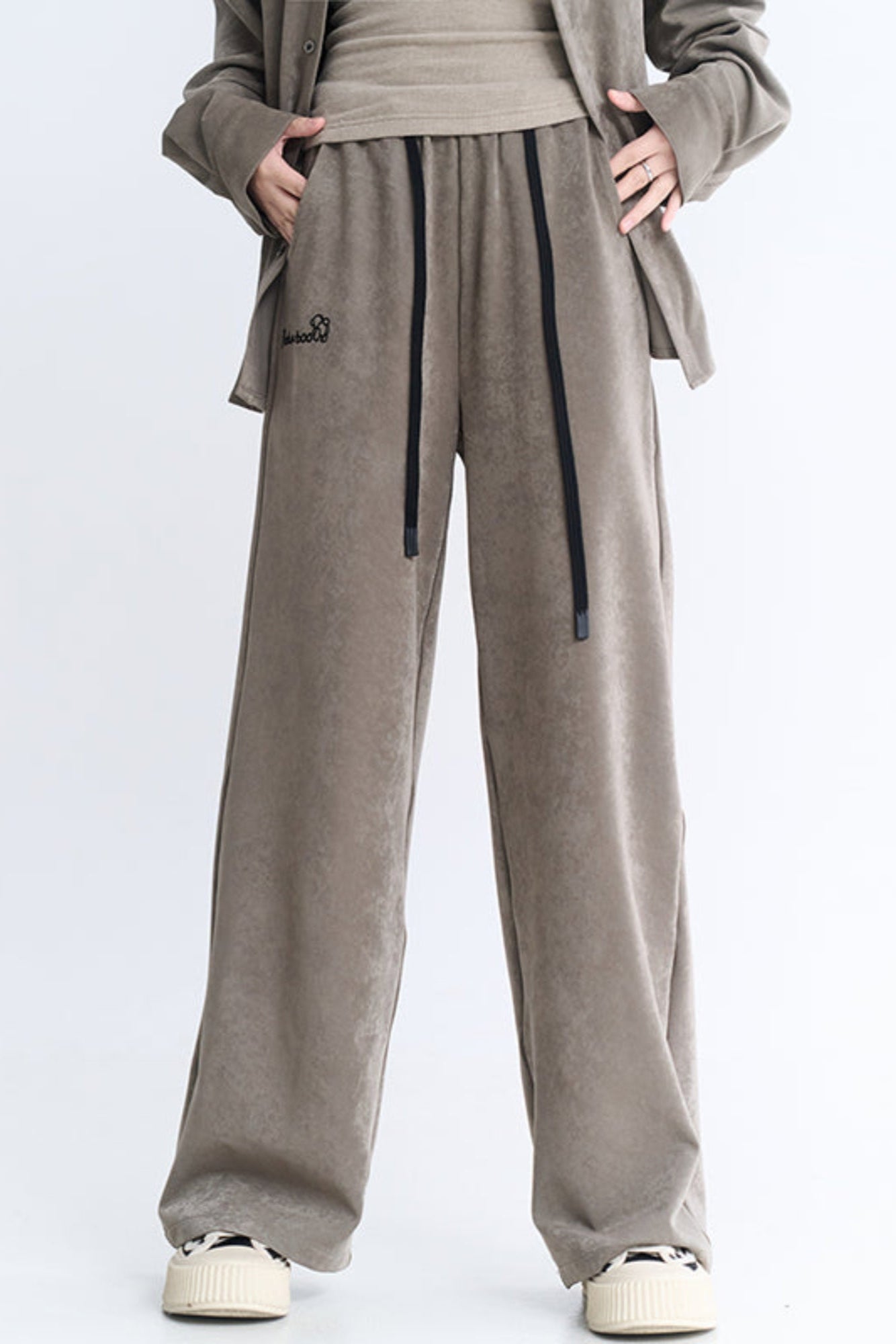 Setup Shirt Muse Pants Gravity and Relaxed