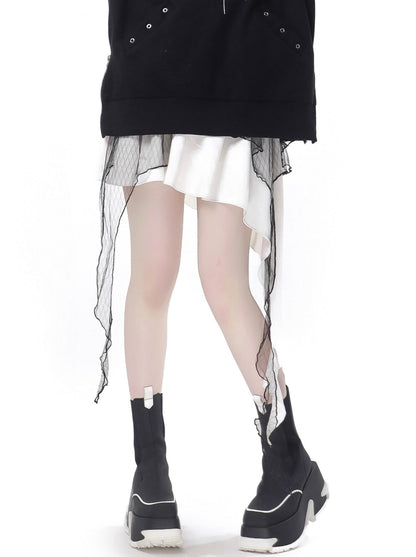 Dark Soon Print Design Sweat Suit Eyelet Trainer + Lace Elegula Skirt