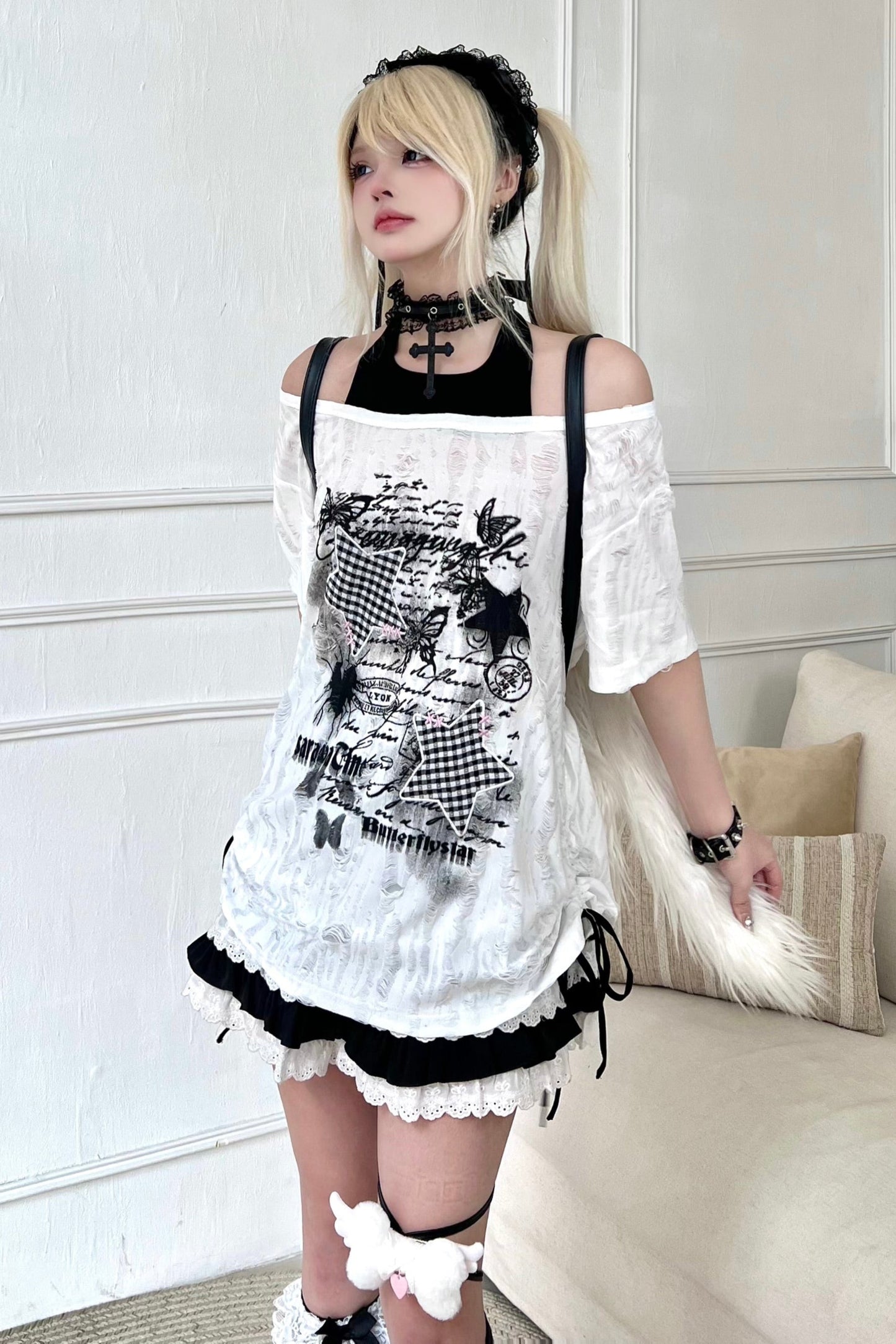 Slash T-Shirt Shoulder