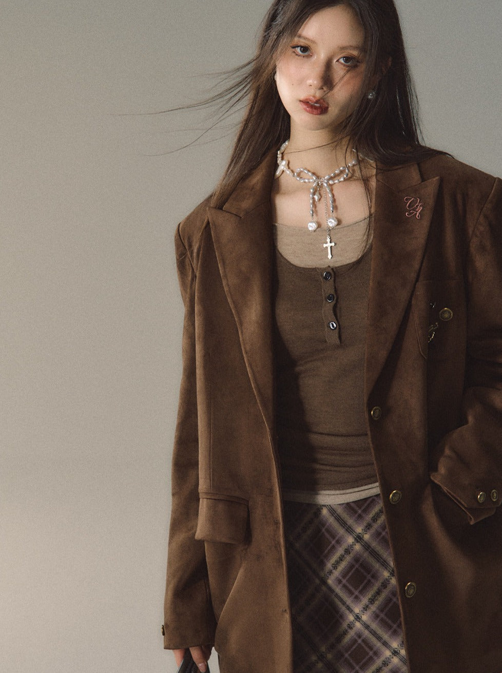 Costume en velours et veste en imitation daim