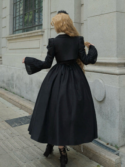 Chemisier en dentelle blanche + veste noire, robe classique noire, style gothique et nuit à volants, voyageuse