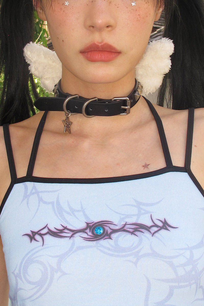 Halsband mit Engelsflügel-Nieten