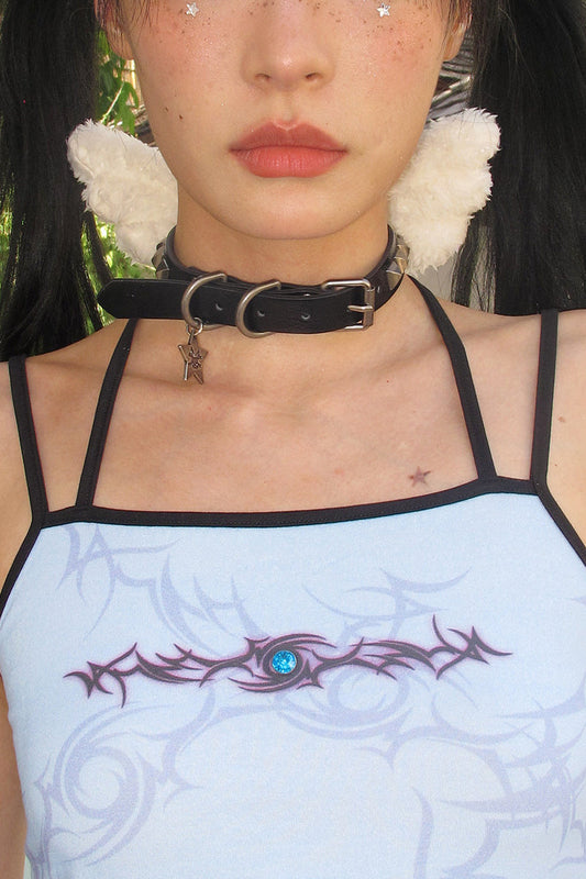 Halsband mit Engelsflügel-Nieten
