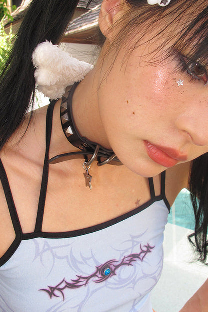 Halsband mit Engelsflügel-Nieten