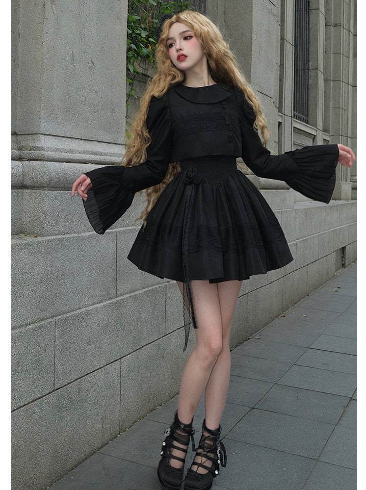 Chemisier en dentelle blanche + veste noire, robe classique noire, style gothique et nuit à volants, voyageuse