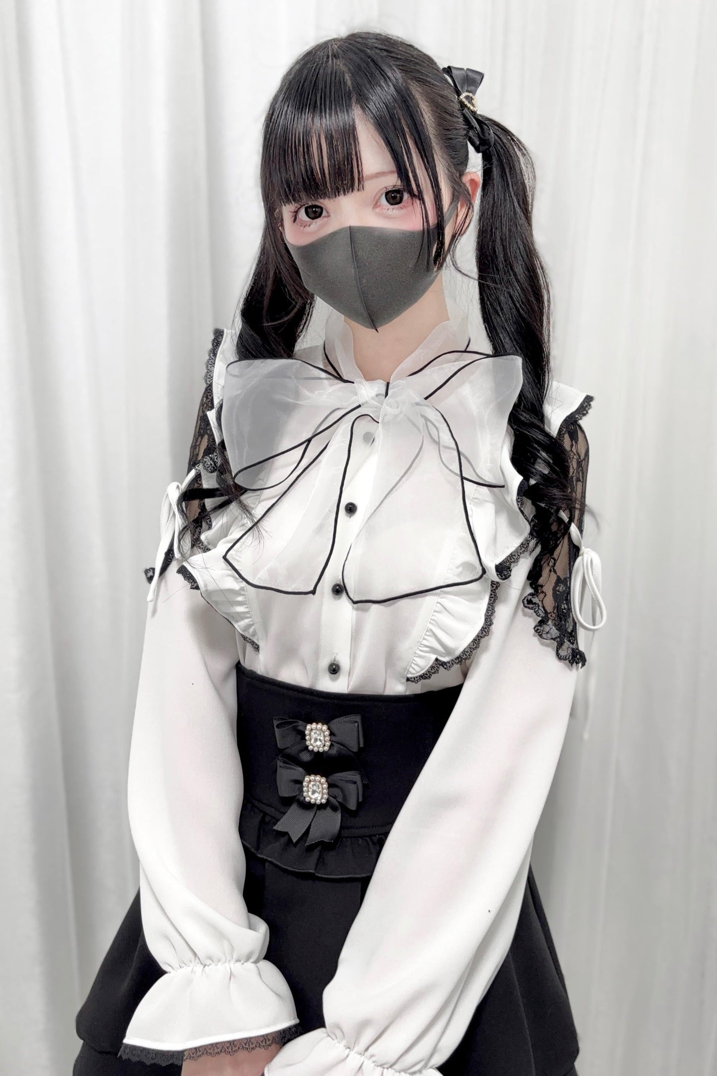 Big blouse mine ribbon