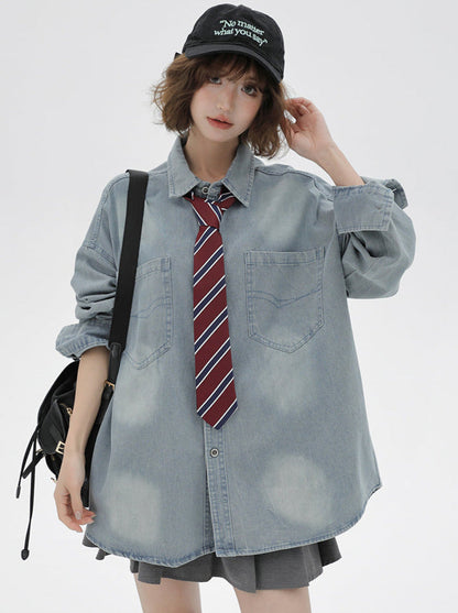 Veste en jean rétro ample avec cravate et chemise américaine
