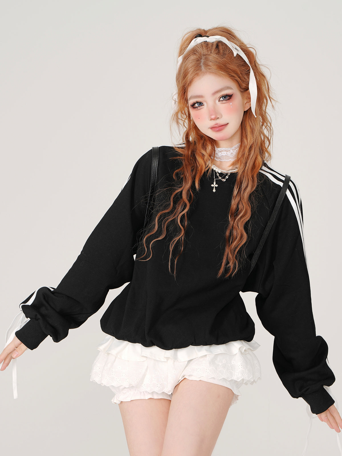 Casual Design Sweatshirt Side
