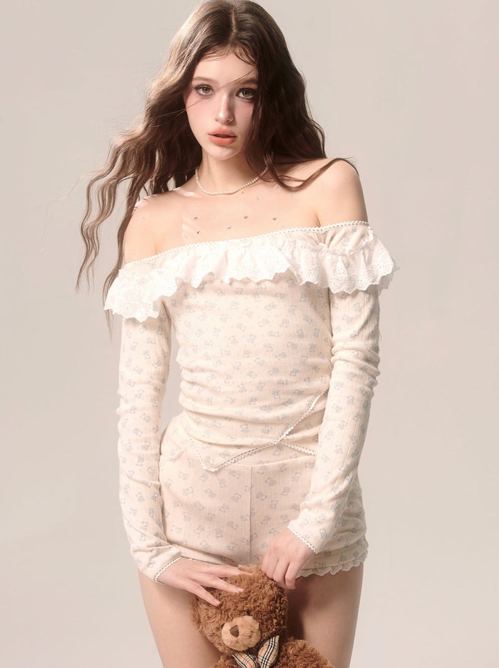 Milky Top Girly Shorts + Apricot Lace