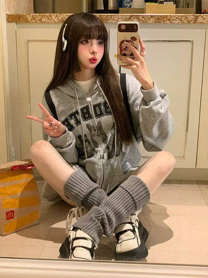 Top Sweatshirt Gray Skirt + American Retro Hoodie