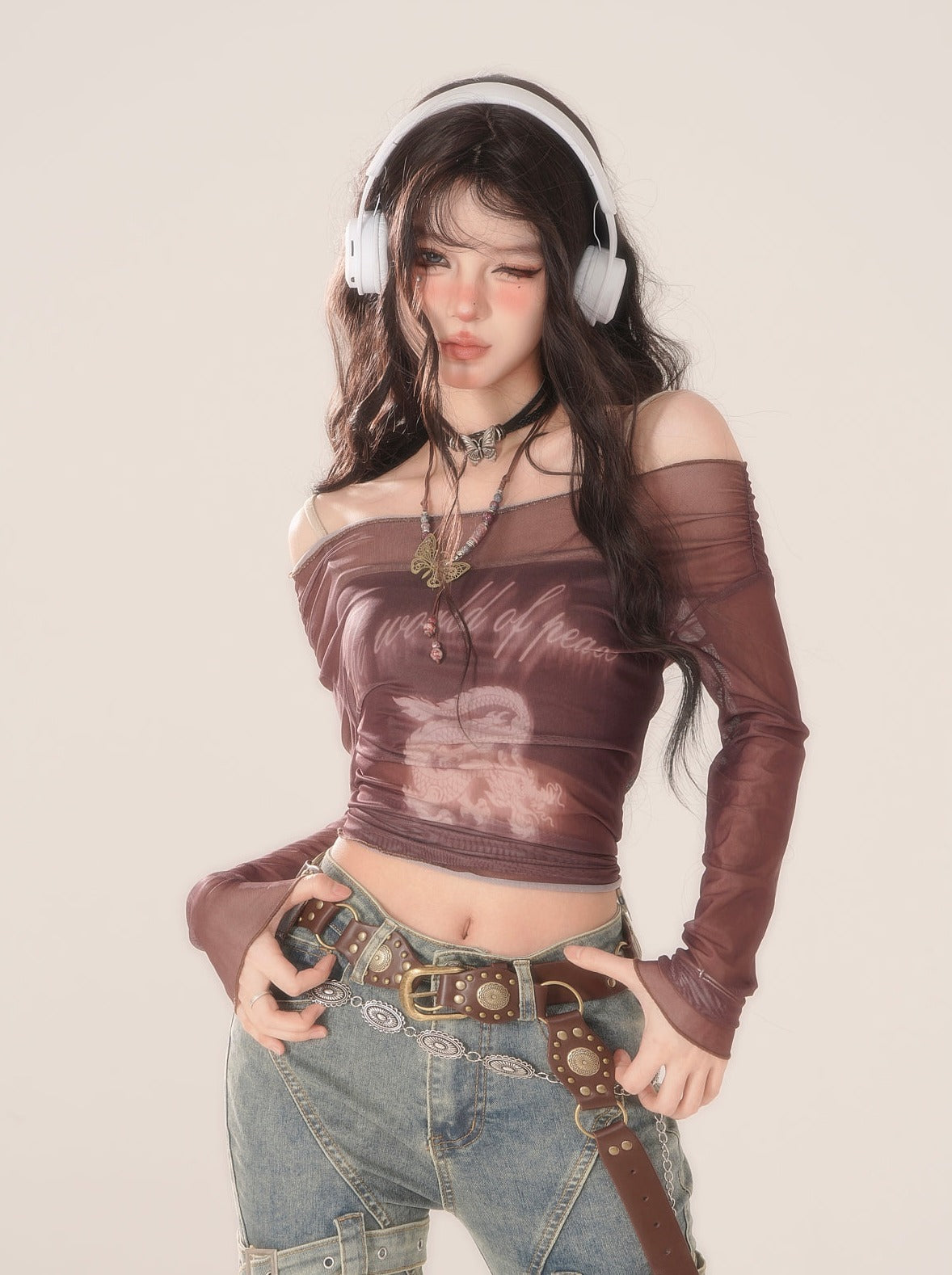 Off-shoulder Y2K Mode Tops