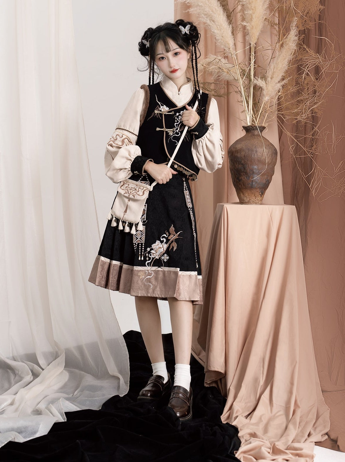 Exotic Plus Blouse Vest Flower Sleeve Bag Shoulder Balloon Flared Skirt