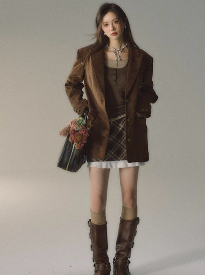 Costume en velours et veste en imitation daim