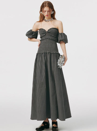 Top Langes, schulterfreies Schlauchkleid