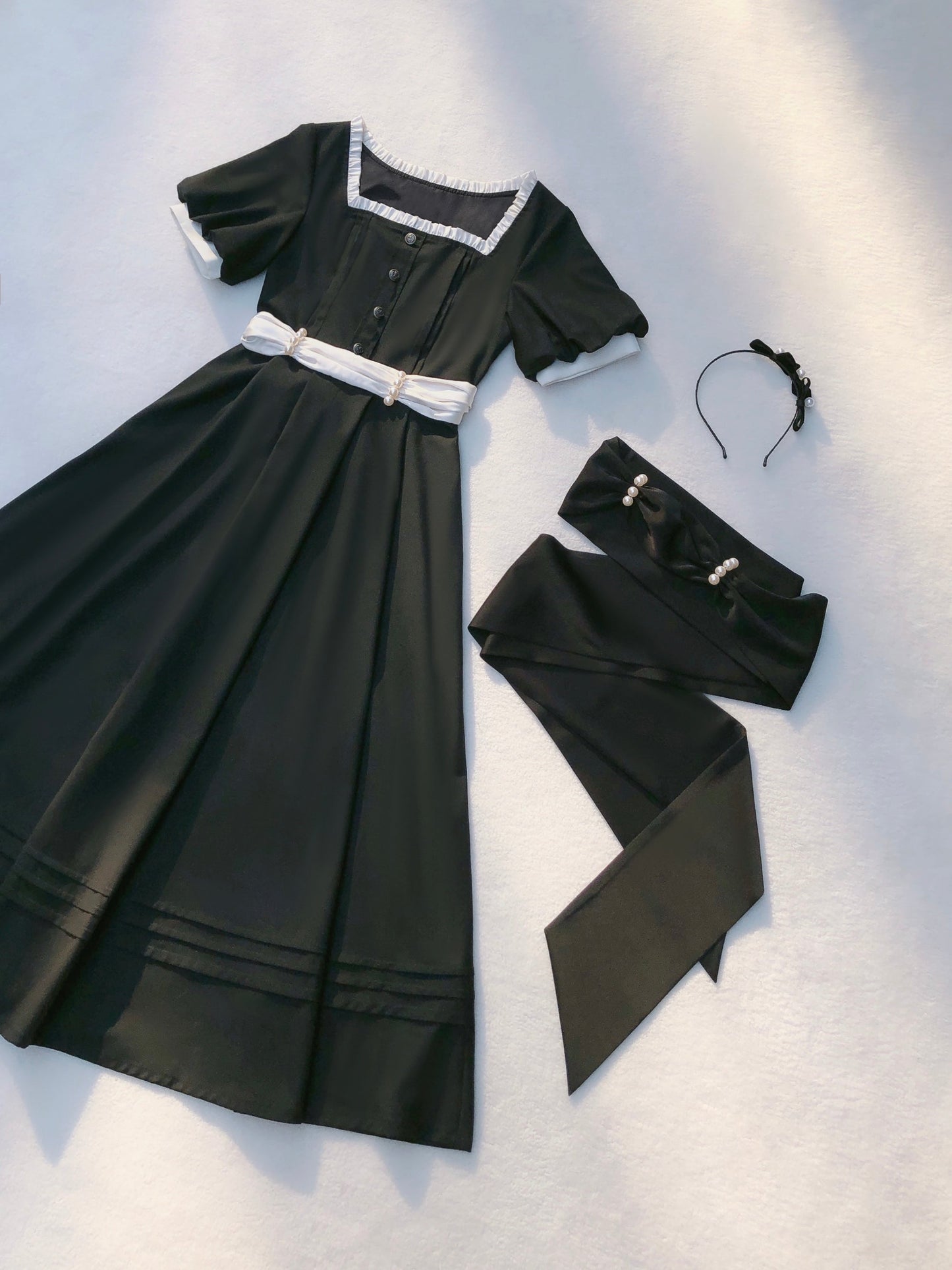 Square Black Pearl Waist Necklace French Collar Dress Black Ribbon Catsuit Retro