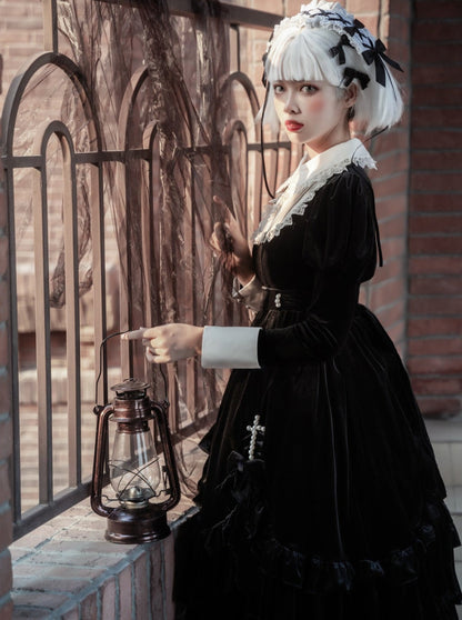 Velvet Gothic Maid Cross Dress Dark Lolita